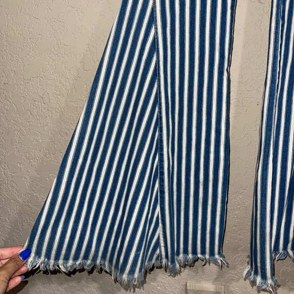 SMYM | Berkeley Bells Blue Coast Stripe Flare Pants Size: XS - Picture 4 of 9